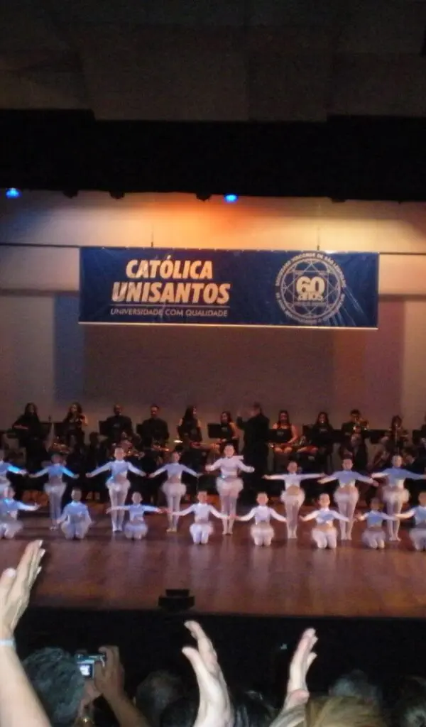 4d30ece48ed0409ee4ed32bdff132de9